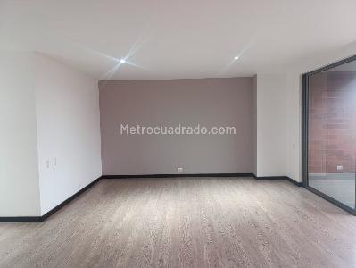 Apartamento de 3 alcobas en venta en El Poblado, Medellín, 140 m² · foto 4 de 19