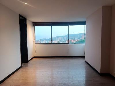 Apartamento de 3 alcobas en venta en El Poblado, Medellín, 140 m² · foto 9 de 19