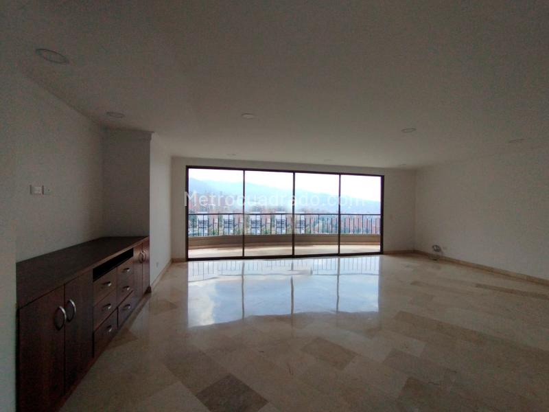 3BR Apartment in EL POBLADO (200 m²)