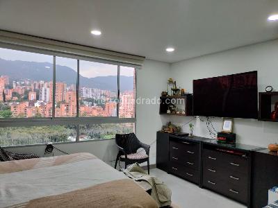 Apartamento de 3 alcobas en venta en El Poblado, Medellín, 154 m² · foto 13 de 20