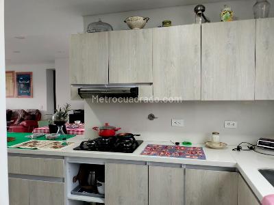 Apartamento de 3 alcobas en venta en El Poblado, Medellín, 154 m² · foto 8 de 20