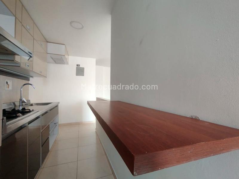 3BR Apartment in Gated Community near Main Road in El Poblado - 8
