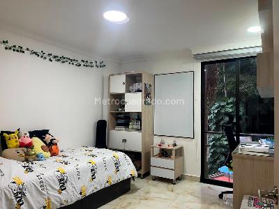 Apartamento de 3 alcobas en venta en El Poblado, Medellín, 144 m² · foto 15 de 19