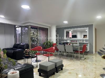 Apartamento de 3 alcobas en venta en El Poblado, Medellín, 144 m² · foto 2 de 19