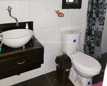 Apartamento de 3 alcobas en venta en El Poblado, Medellín, 226 m² · foto 11 de 15