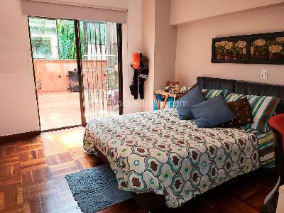 Apartamento de 3 alcobas en venta en El Poblado, Medellín, 226 m² · foto 7 de 15