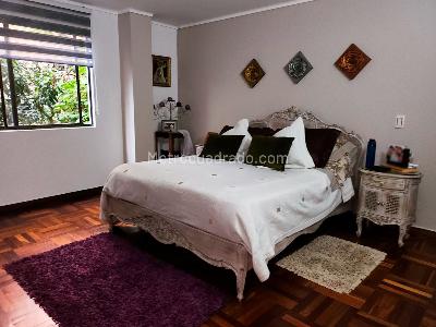 Apartamento de 3 alcobas en venta en El Poblado, Medellín, 226 m² · foto 9 de 15