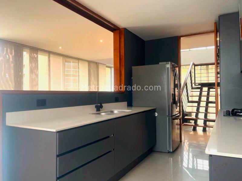 Elegant 3BR Apartment in El Poblado - 6