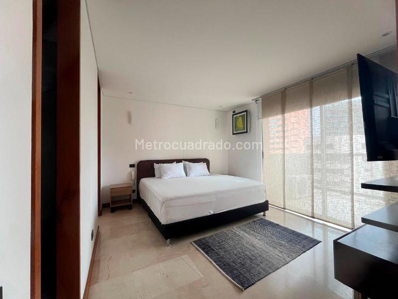 Elegant 3BR Apartment in El Poblado - 8