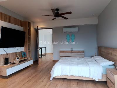 Casa de 4 alcobas en venta en El Poblado, Medellín, 458 m² · foto 13 de 20