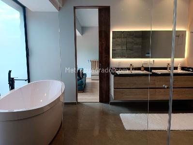 Casa de 4 alcobas en venta en El Poblado, Medellín, 458 m² · foto 18 de 20