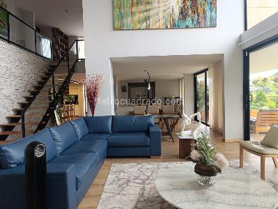 Casa de 4 alcobas en venta en El Poblado, Medellín, 458 m² · foto 4 de 20