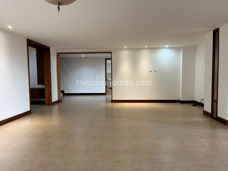 5BR House in EL RETIRO (770 m²) - 2