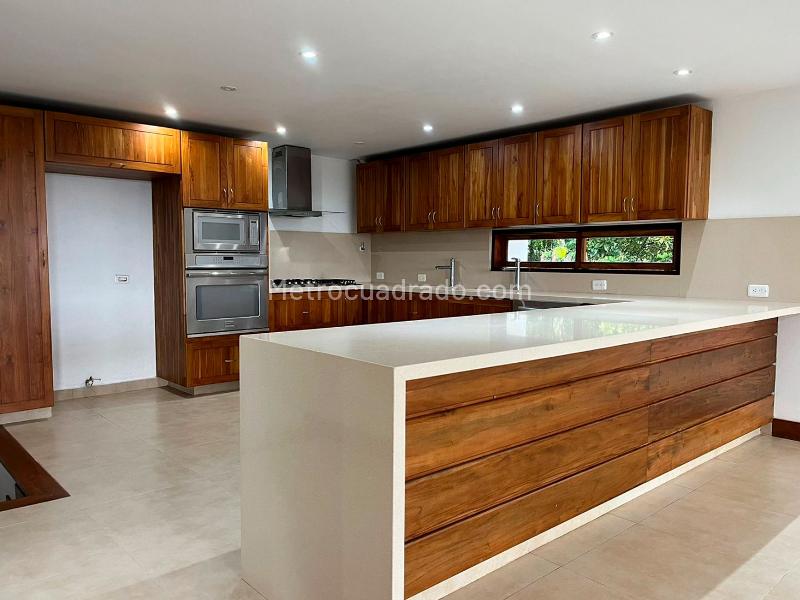 5BR House in EL RETIRO (770 m²) - 5