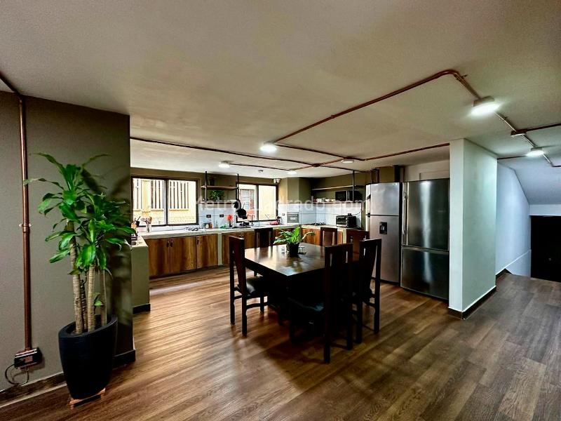Apartamento amplio de 5 alcobas en arriendo en El Poblado - 4