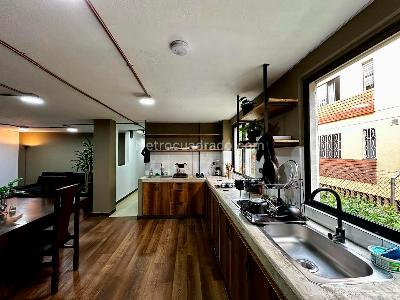 Apartamento de 5 alcobas en venta en La Aguacatala, Medellín, 250 m² · foto 6 de 19