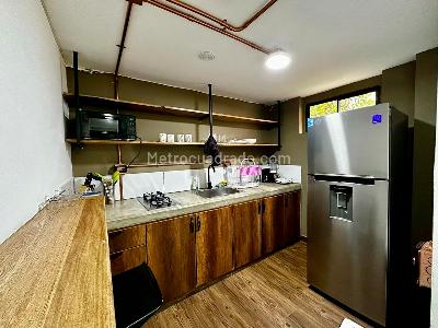 Apartamento de 5 alcobas en venta en La Aguacatala, Medellín, 250 m² · foto 7 de 19