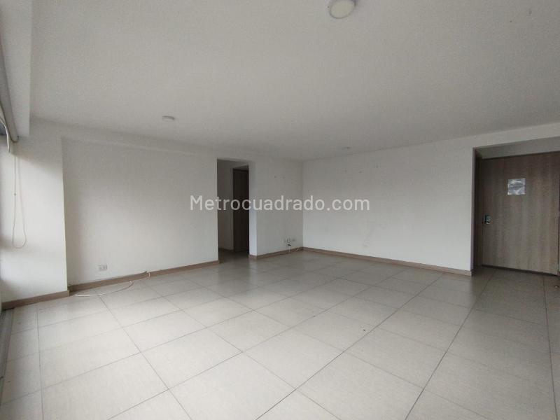 Modern 3BR Apartment with Amenities in El Poblado - 5