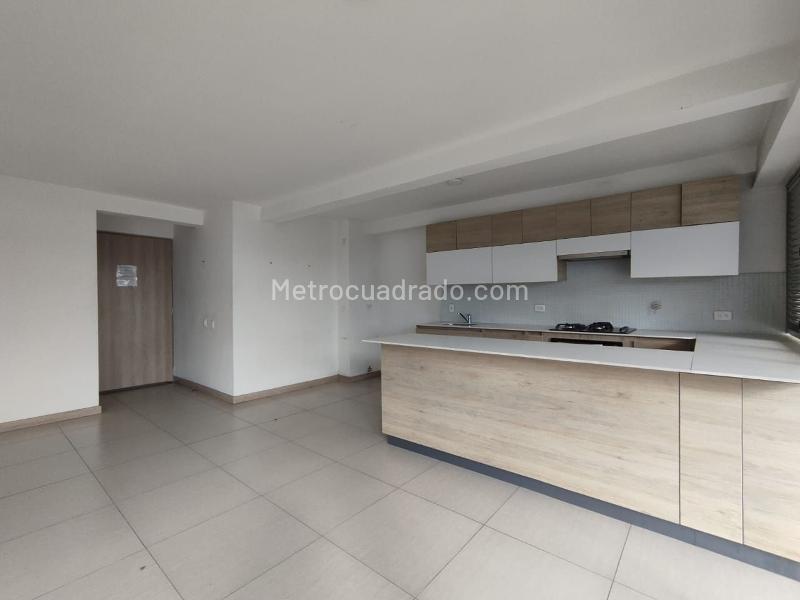 Modern 3BR Apartment with Amenities in El Poblado - 7