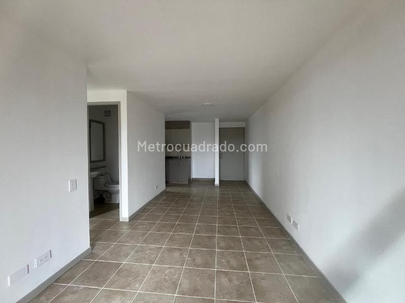 Apartamento de 2 Alcobas en El Poblado en Conjunto Cerrado - 2