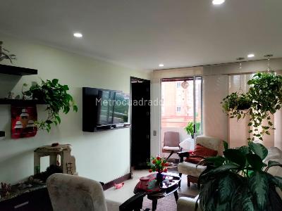 Apartamento de 1 alcoba en arriendo en La Aguacatala, Medellín, 50 m² · foto 2 de 13