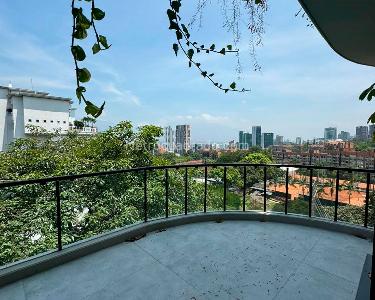 Apartamento de 3 alcobas en venta en El Poblado, Medellín, 218 m² · foto 13 de 15