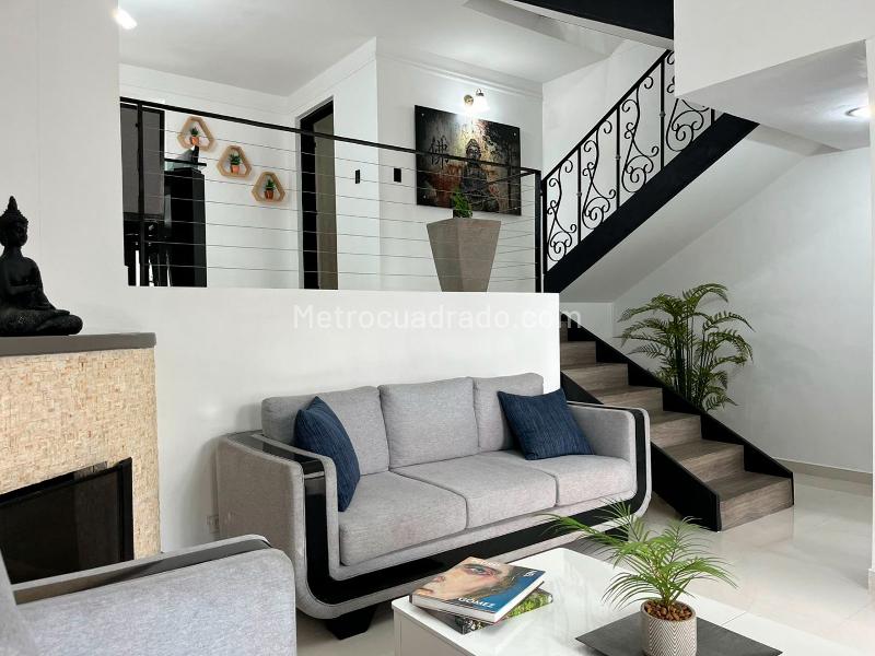 Furnished 2BR House in El Poblado - 3