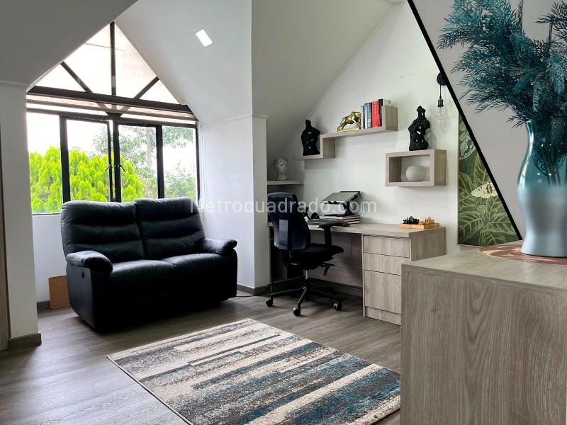 Furnished 2BR House in El Poblado - 8