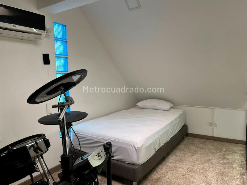 Furnished 2BR House in El Poblado - 9