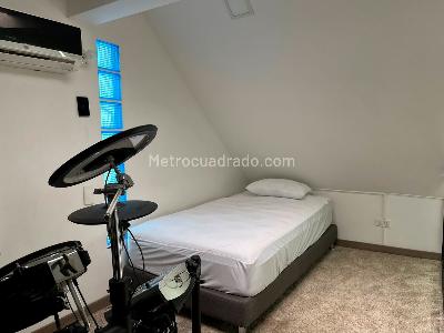 Casa de 2 alcobas en arriendo en El Poblado, Medellín, 165 m² · foto 9 de 20