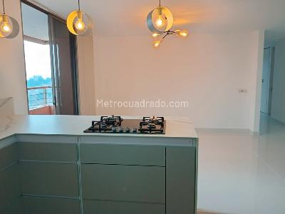 Apartamento de 3 alcobas en arriendo en El Poblado, Medellín, 178 m² · foto 10 de 19