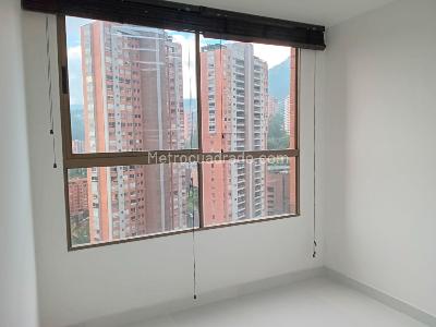 Apartamento de 3 alcobas en arriendo en El Poblado, Medellín, 178 m² · foto 11 de 19