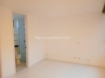 Apartamento de 3 alcobas en arriendo en El Poblado, Medellín, 178 m² · foto 14 de 19