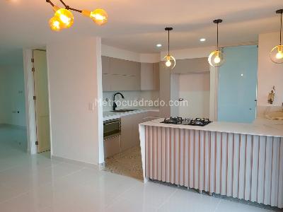 Apartamento de 3 alcobas en arriendo en El Poblado, Medellín, 178 m² · foto 7 de 19