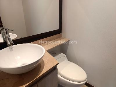 Apartamento de 3 alcobas en arriendo en La Florida, Medellín, 130 m² · foto 16 de 18