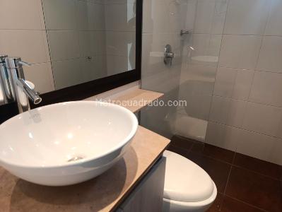 Apartamento de 3 alcobas en arriendo en La Florida, Medellín, 130 m² · foto 17 de 18