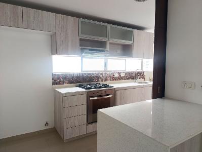 Apartamento de 3 alcobas en arriendo en La Florida, Medellín, 130 m² · foto 5 de 18