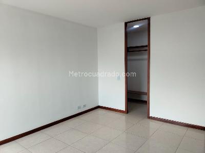 Apartamento de 3 alcobas en arriendo en La Aguacatala, Medellín, 88 m² · foto 11 de 18