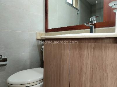 Apartamento de 3 alcobas en arriendo en La Aguacatala, Medellín, 88 m² · foto 16 de 18