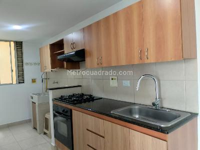 Apartamento de 3 alcobas en arriendo en La Aguacatala, Medellín, 88 m² · foto 5 de 18