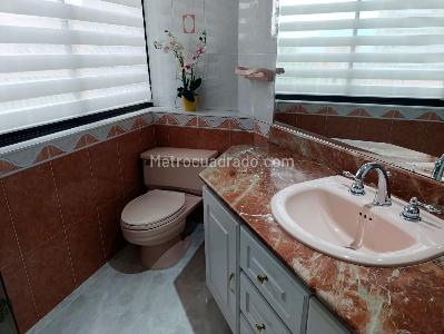 Apartamento en arriendo en El Poblado, Medellín · foto 18 de 20
