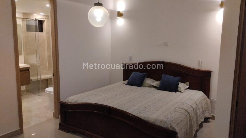 Casa Amoblada de 3 Alcobas con 4 Baños en El Poblado - 8