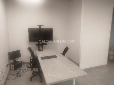 Oficina en Arriendo, EL POBLADO, Medellín