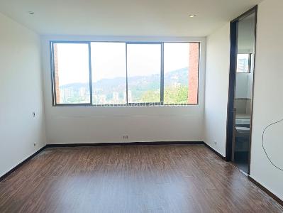 Apartamento de 3 alcobas en arriendo en El Poblado, Medellín, 187 m² · foto 8 de 19