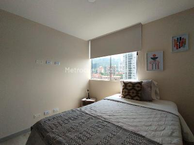 Apartamento de 3 alcobas en arriendo en El Poblado, Medellín, 88 m² · foto 13 de 17