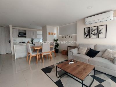 Apartamento de 3 alcobas en arriendo en El Poblado, Medellín, 88 m² · foto 2 de 17