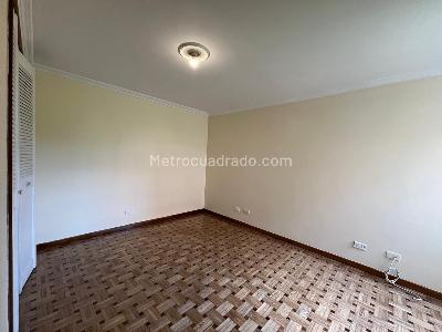 Apartamento de 3 alcobas en arriendo en Los Balsos, Medellín, 155 m² · foto 18 de 20