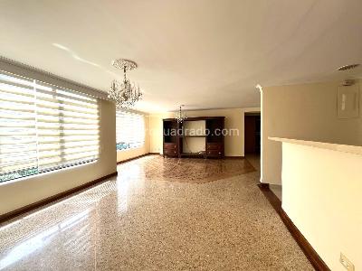 Apartamento de 3 alcobas en arriendo en Los Balsos, Medellín, 155 m² · foto 4 de 20