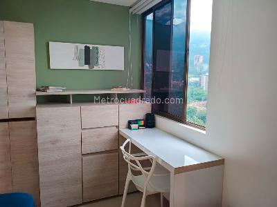 Apartamento en arriendo en El Poblado, Medellín · foto 10 de 19