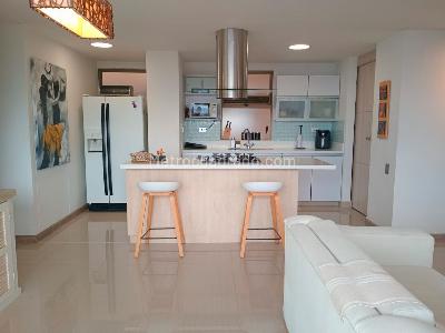 Apartamento en arriendo en El Poblado, Medellín · foto 5 de 19